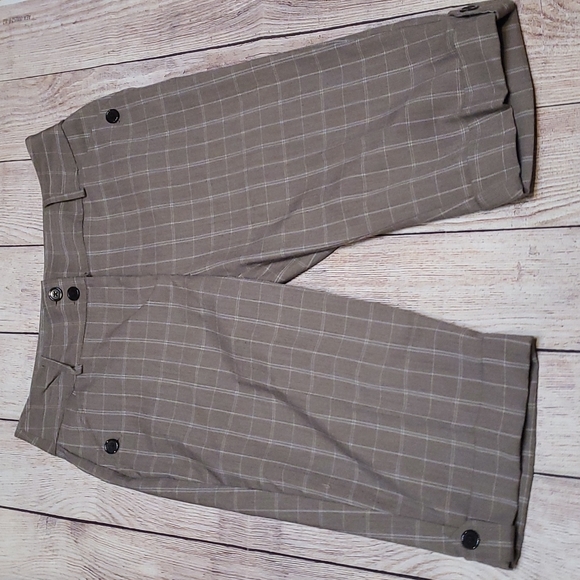 First Option- Brown and White Striped Shorts - Size 8 - Picture 2 of 10